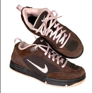 Nike Retro  Pink-Chocolate Brown Suede Leather Shoes SZ:6Y converts to 7.5